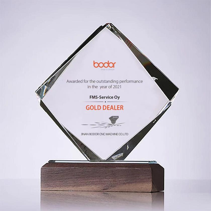 FMS-Service Oy on Kiinalaisen Bodor Laserin laserleikkauskoneiden dealer Suomessa ja Virossa